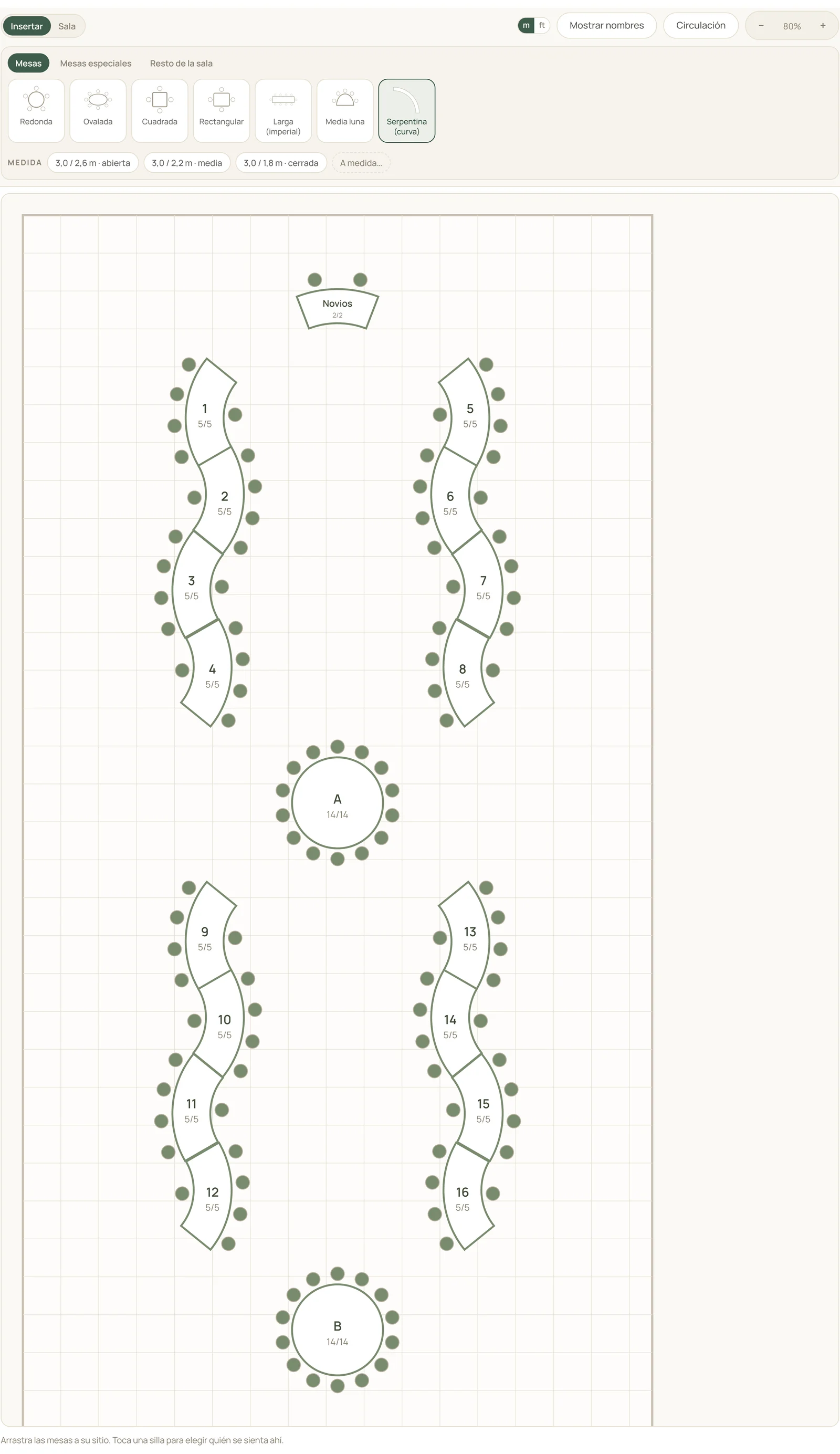 El plano de mesas de Vowly abierto: barra con las formas de mesa, medidas de la serpentina, y el plano del salón con las 19 mesas y los 110 invitados sentados.